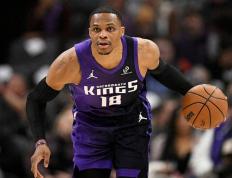 西部排名(míng)乱套！快船创NBA奇跡(jī)，掘金收(shōu)大礼，四队排名(míng)互换