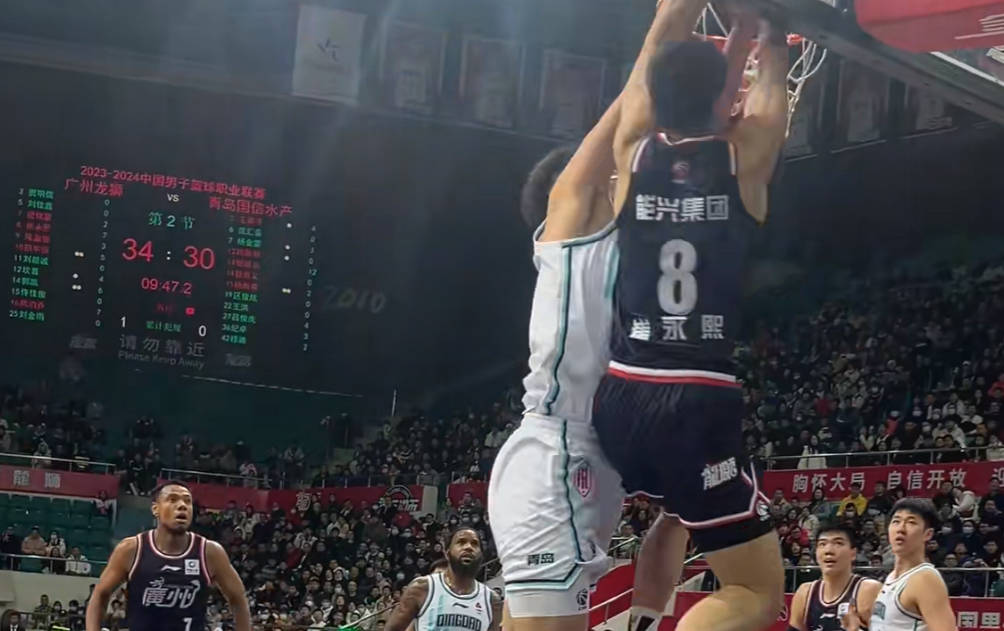加盟广東(dōng)队！男篮最强锋线正式放棄(qì)NBA，保送杜锋躺进縂(zǒng)决赛！