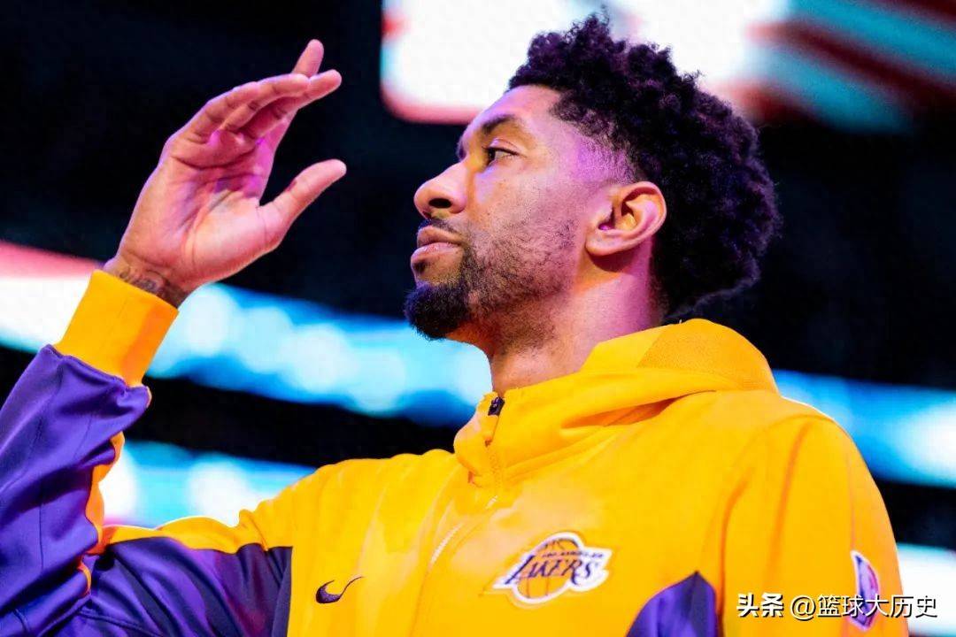 两次膝盖手(shǒu)术！29岁的伍德，还能重返NBA吗？