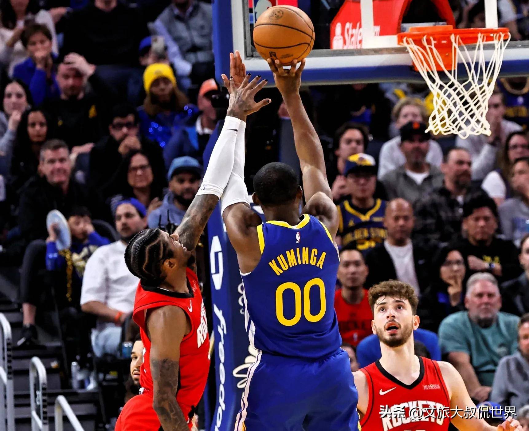 库明加离开NBA勇士原因曝光：季后赛首轮对阵火箭(jiàn)遭(zāo)科尔DNP有阴影