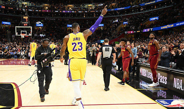 NBA歷(lì)史40+得(dé)分(fēn)榜：传奇(qí)球星数据对比