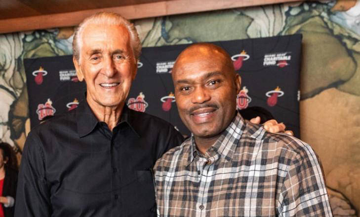 前NBA球星揭(jiē)秘：莱利(lì)尝试绕开工资帽(mào)一事