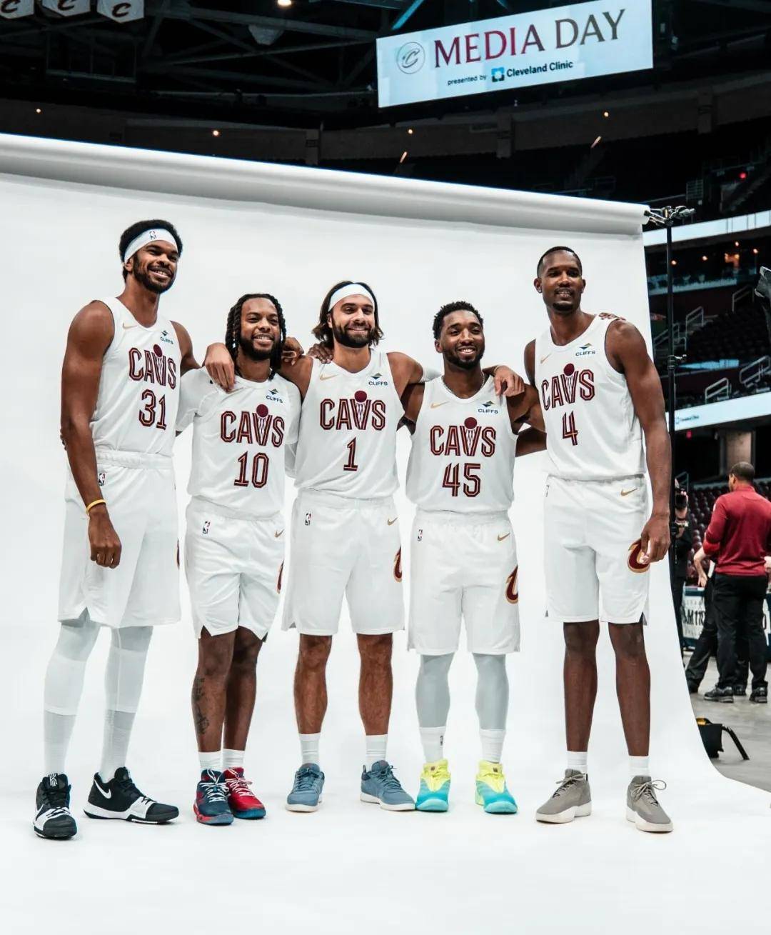 1.6亿奢侈税！NBA最贵球隊(duì)！不夺冠立刻解体