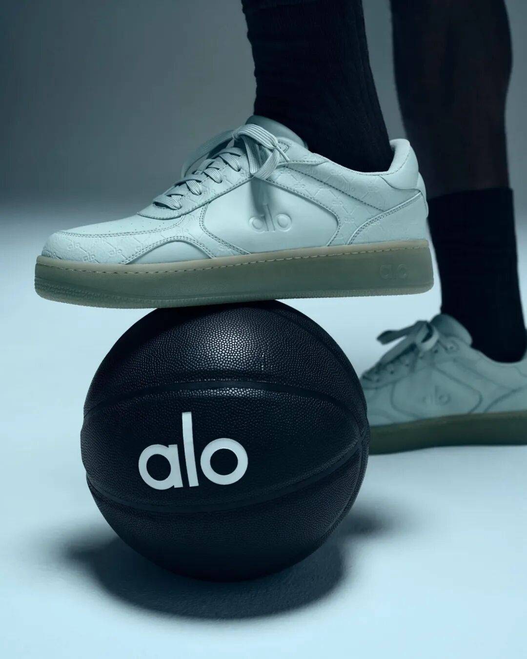 「吉米·巴特勒」联名新鞋曝光！没想到是(shì)這(zhè)个品牌！