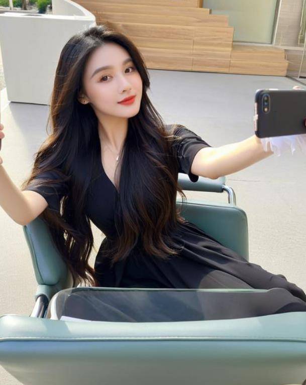 开心一刻：妻子说：“每次说十分钟，结果最後(hòu)都不(bù)到两分钟”