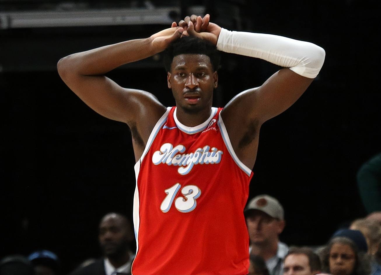 再见詹金斯，再见贝恩，灰熊18人名(míng)单，伤兵满营陷困境