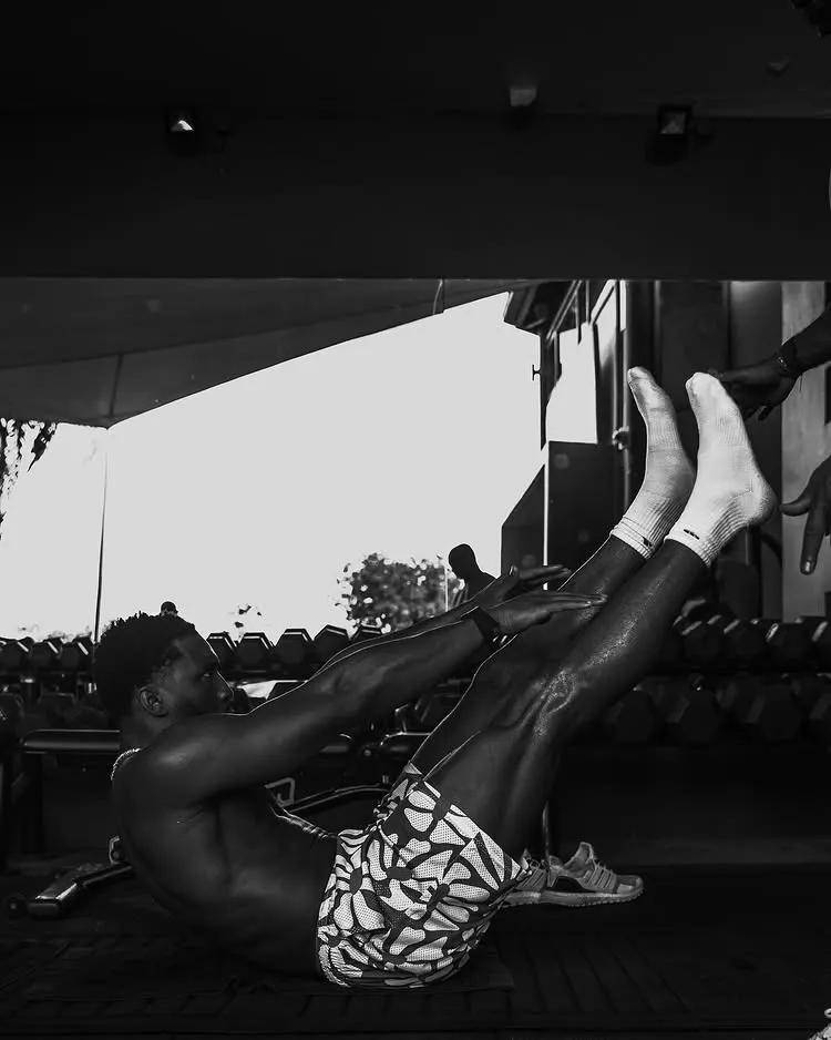 生涯首次一阵！多诺万-米切尔ins晒出训练和(hé)休闲照