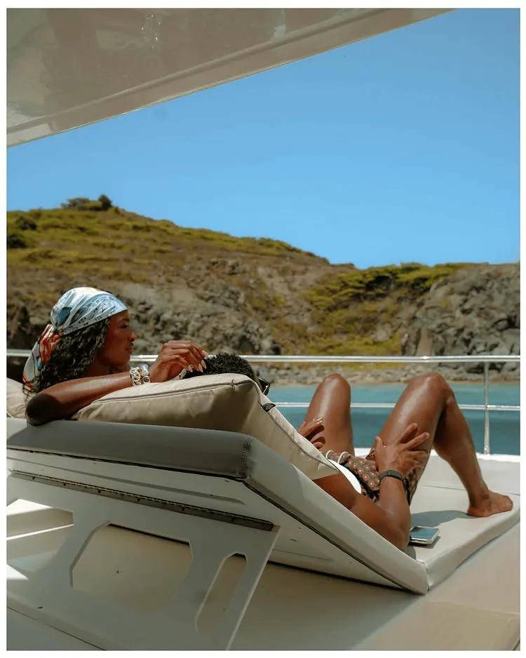 生涯首次一阵！多诺万-米切尔ins晒出训练和(hé)休闲照