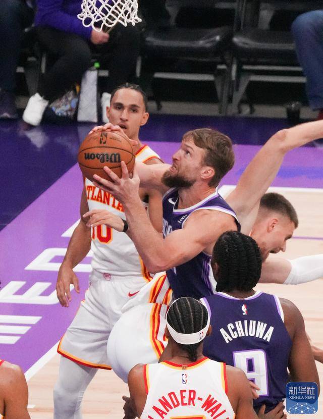 NBA常规赛｜老(lǎo)鹰胜国王