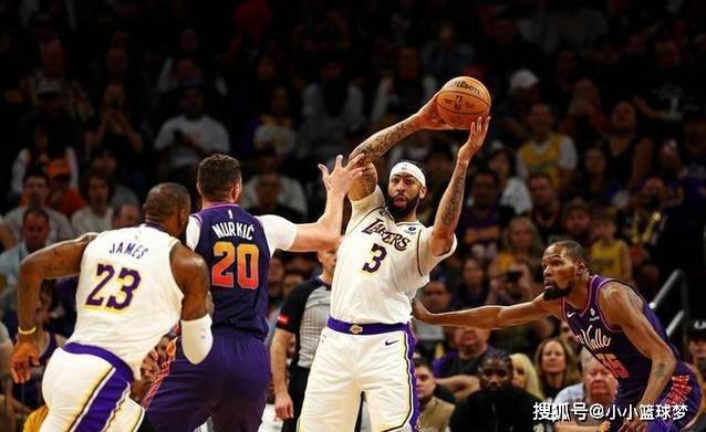 濃(nóng)眉三方交易加盟快船，哈登亲自出面招募，詹姆斯发表看法