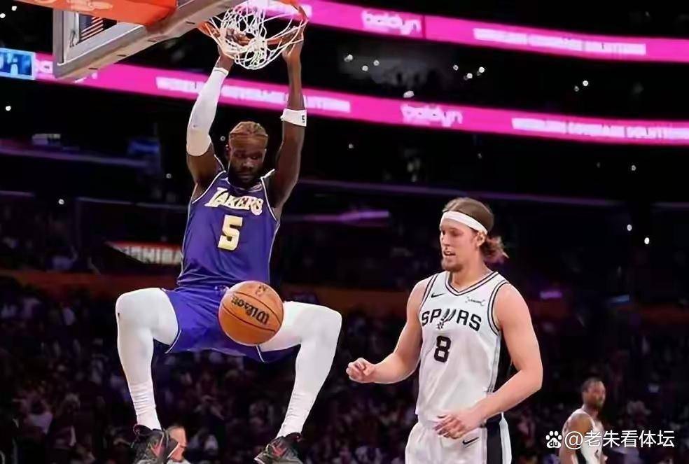 NBA杯13分(fēn)大胜！马刺三記(jì)三分(fēn)定乾坤，湖人24分(fēn)逆转梦碎