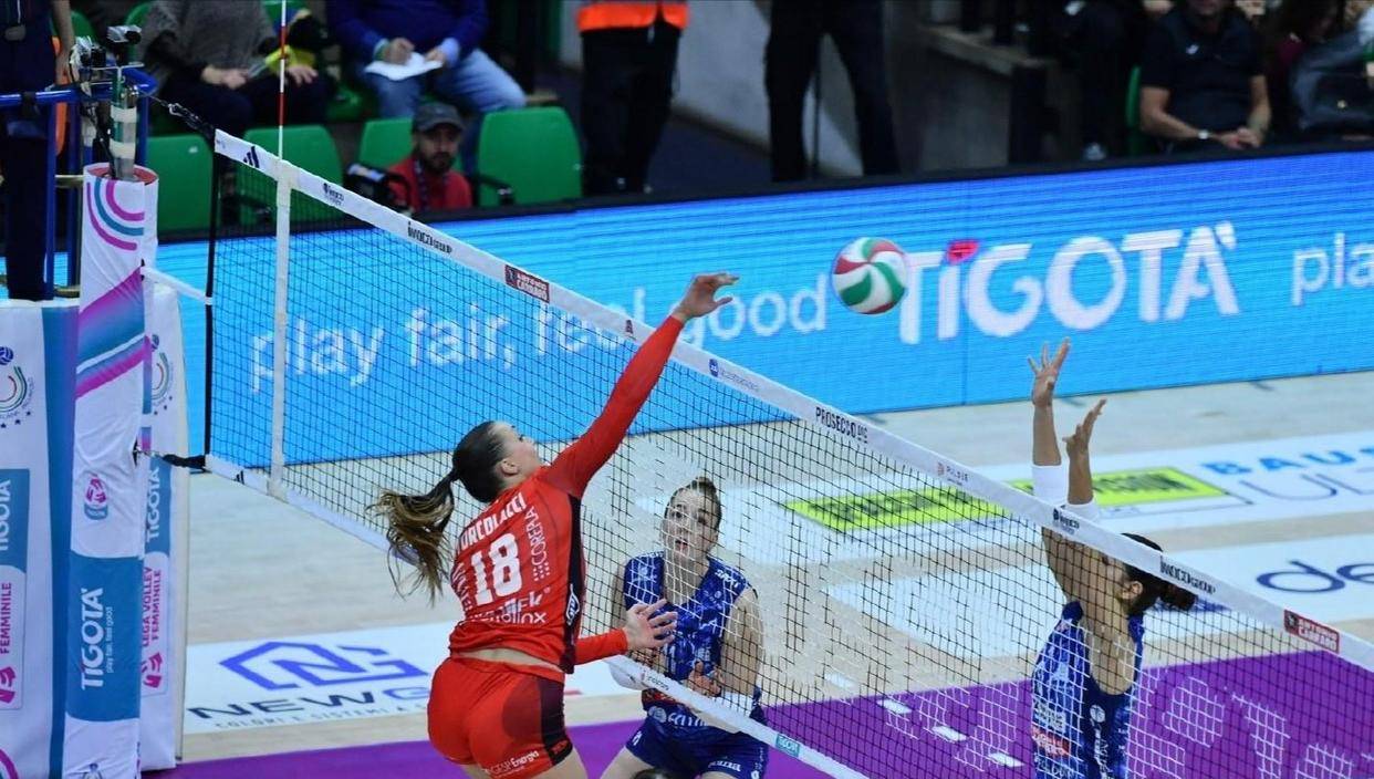 朱婷回归被问！科内五局大战，技術(shù)统计