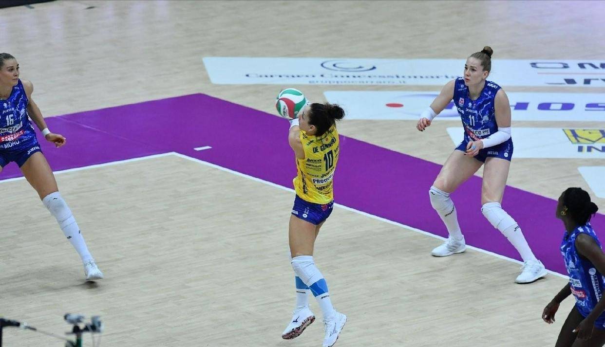 朱婷回归被问！科内五局大战，技術(shù)统计