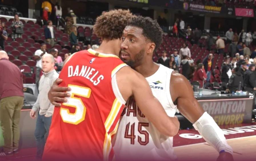 NBA11月3日特殊(shū)数据汇述：4人30，24人20，2人三双！